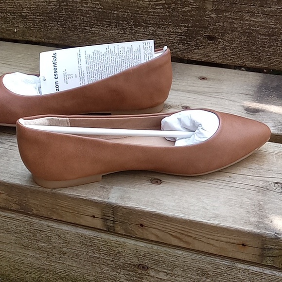 Amazon Essentials Womens Pointed Toe Flat Ballet Shoes Size 5 - Picture 3 of 13